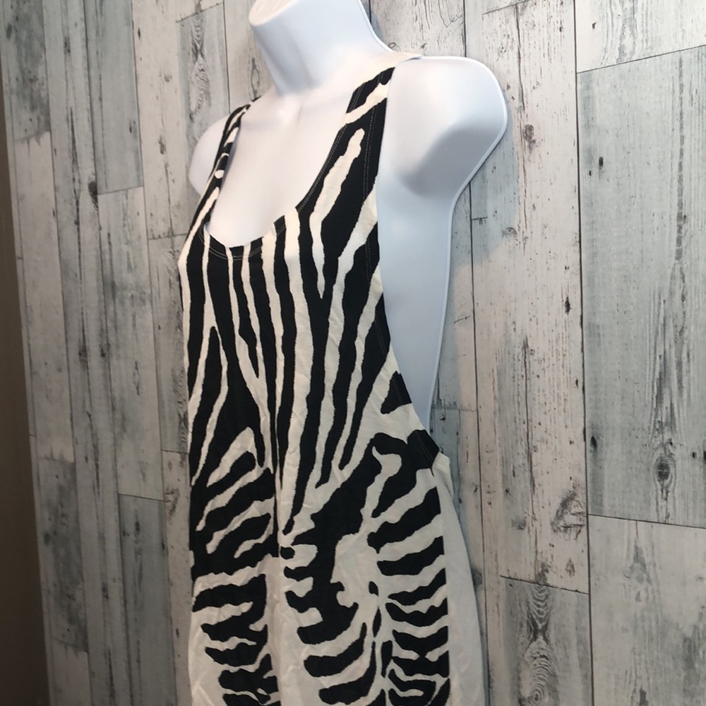 Victoria’s Secret Zebra Racerback Tank Medium - Picture 2 of 8